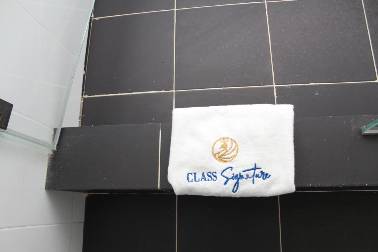 Class Suites Ikeja Εξωτερικό φωτογραφία