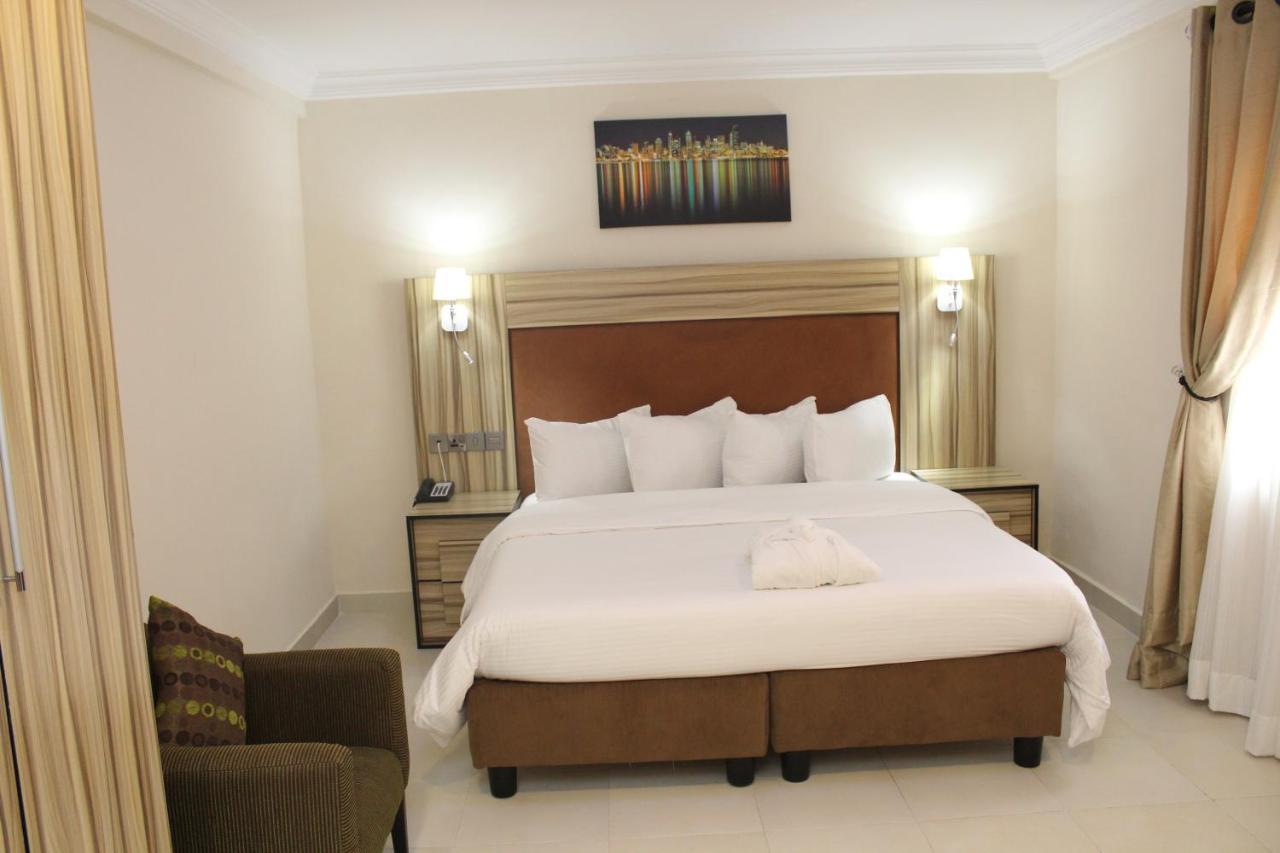 Class Suites Ikeja Εξωτερικό φωτογραφία