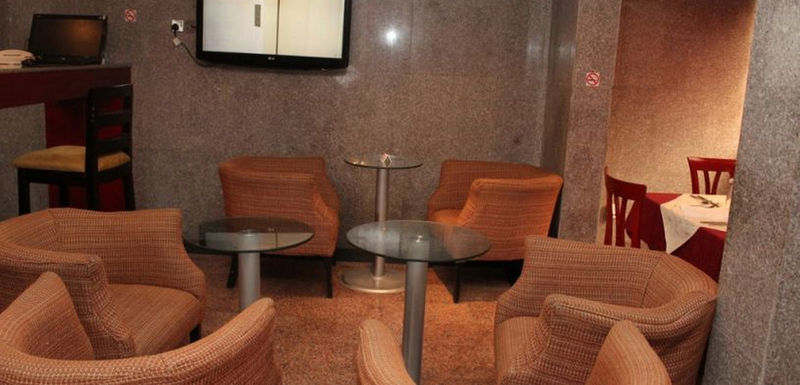 Class Suites Ikeja Εξωτερικό φωτογραφία